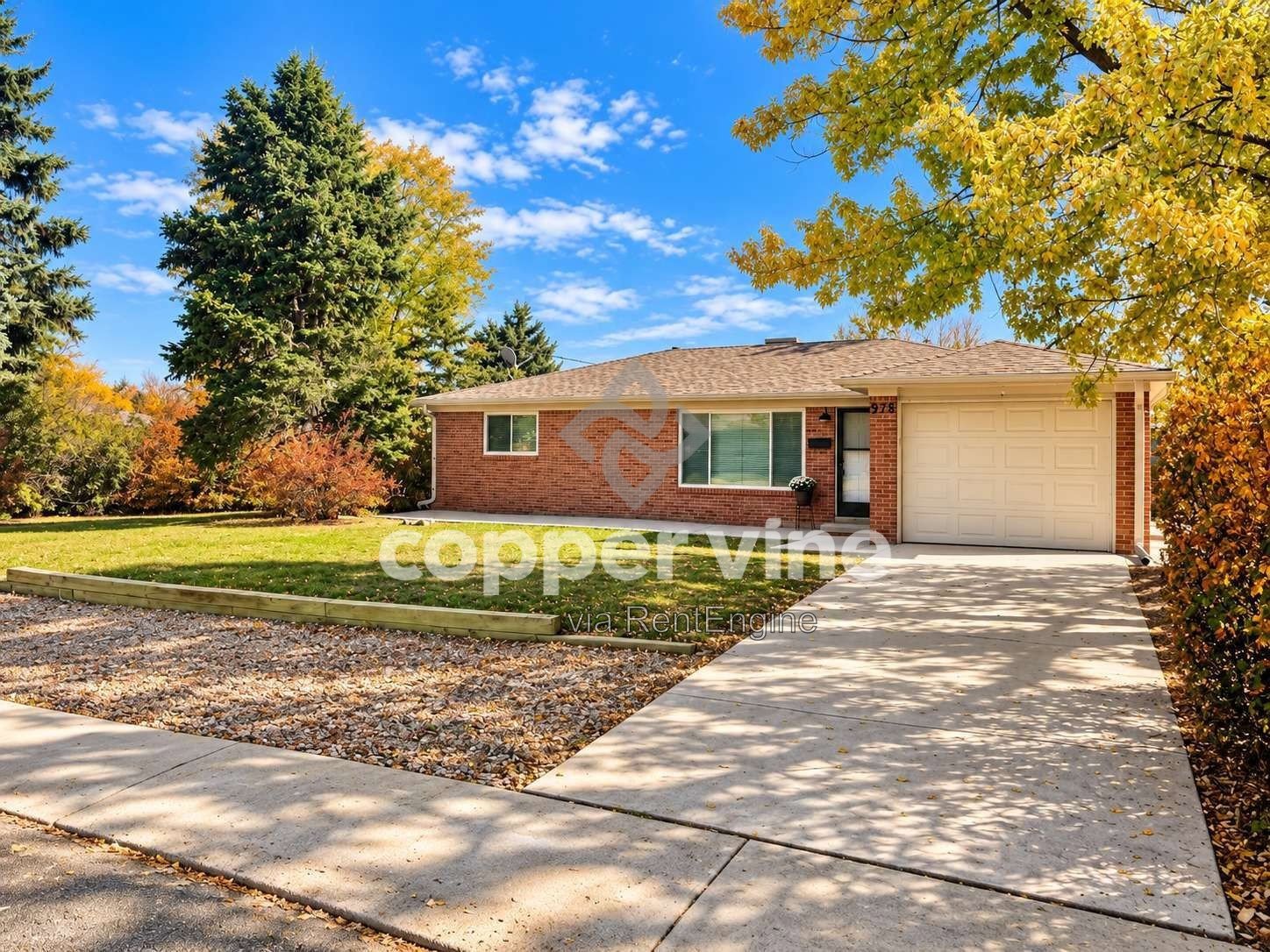 Charming 3-Bedroom Retreat in Broomfield – Ideal Comfort in 2096 Sq Ft! property image