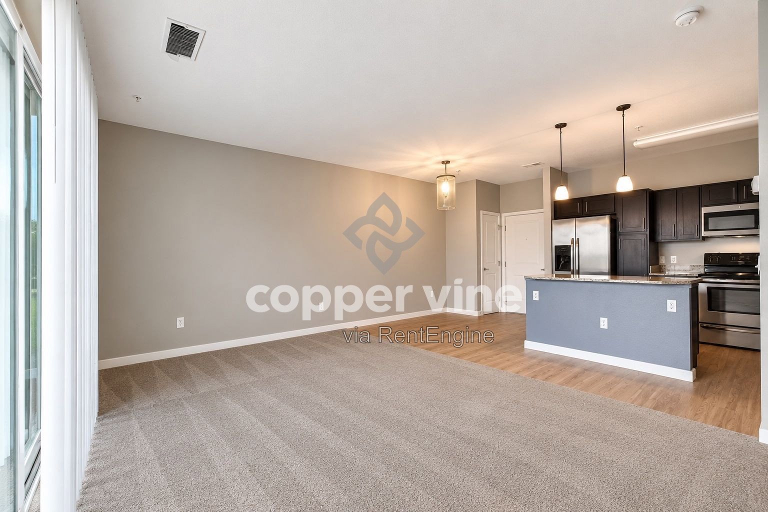 ** Move In Special: $500 Off First Month's Rent!**
Spacious 2BR Condo with Detached Garage, Pool, and Convenient Light Rail Access property image