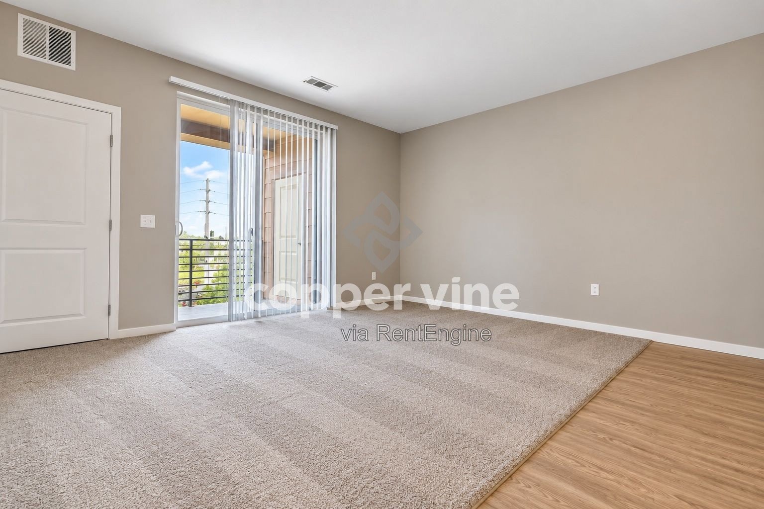 ** Move In Special: $500 Off First Month's Rent!**
Spacious 2BR Condo with Detached Garage, Pool, and Convenient Light Rail Access property image