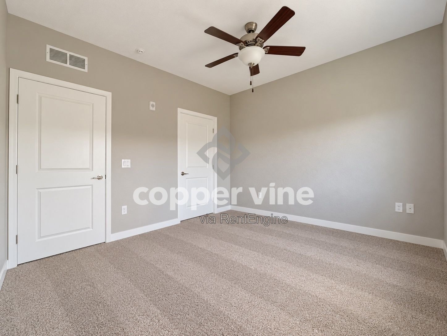 ** Move In Special: $500 Off First Month's Rent!**
Spacious 2BR Condo with Detached Garage, Pool, and Convenient Light Rail Access property image