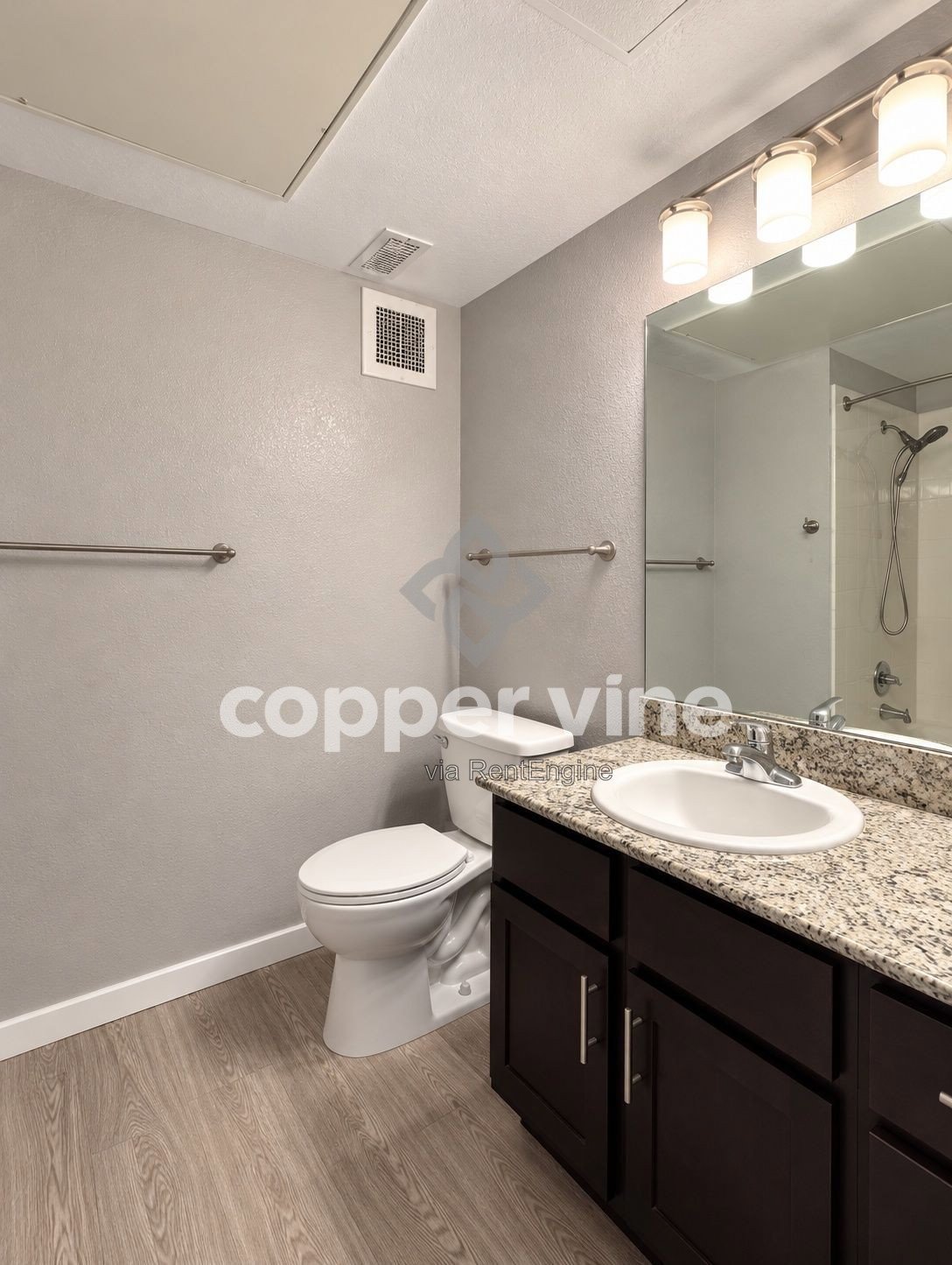 ** Move In Special: $500 Off First Month's Rent!**
Spacious 2BR Condo with Detached Garage, Pool, and Convenient Light Rail Access property image