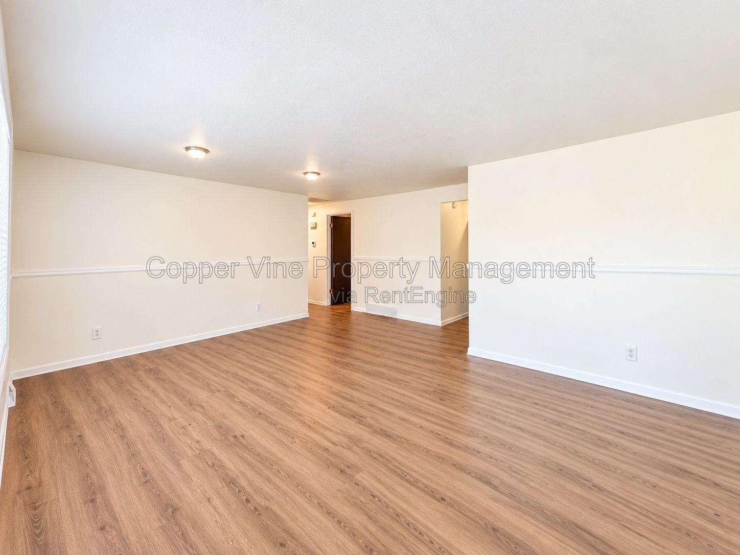 Charming 3-Bedroom Retreat in Broomfield – Ideal Comfort in 2096 Sq Ft! property image