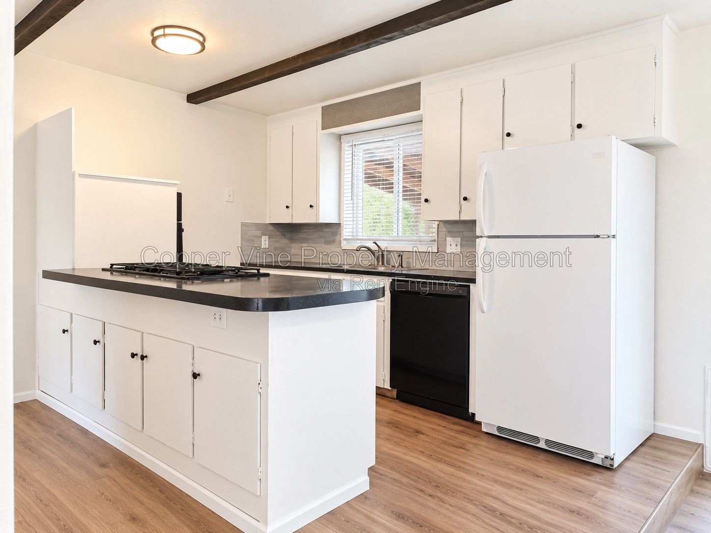 Charming 3-Bedroom Retreat in Broomfield – Ideal Comfort in 2096 Sq Ft! property image
