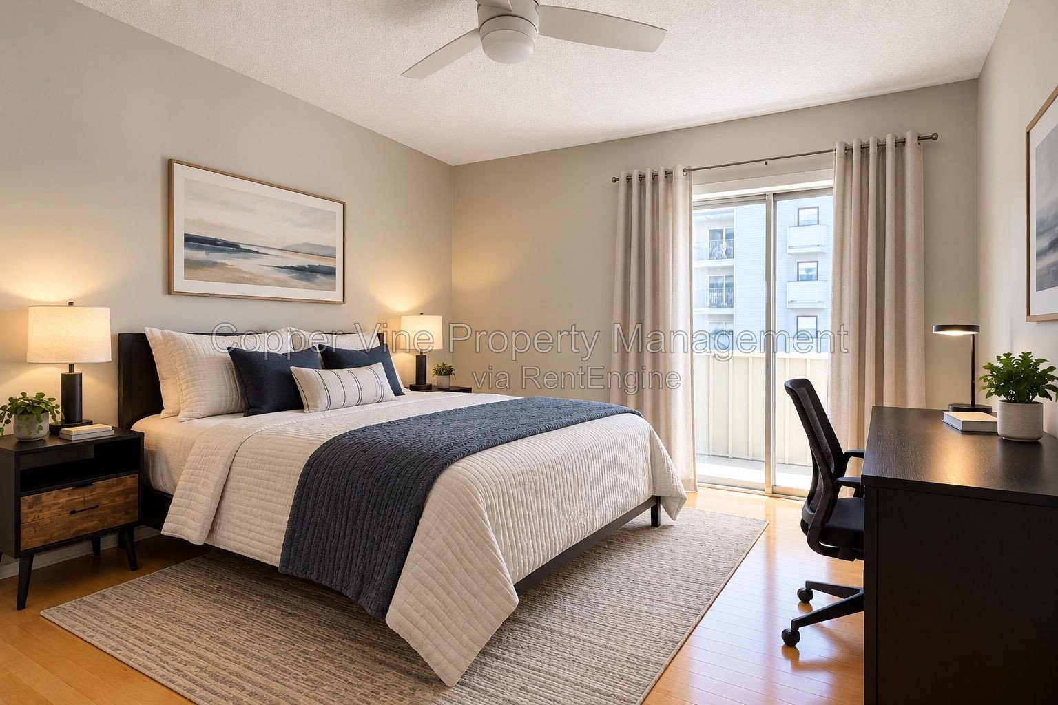** Move-In Special!  $500 Off First Month's Rent!**

